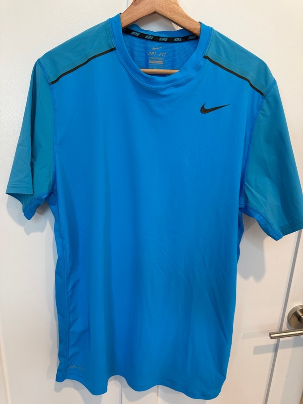 Nike Men’s Short Sleeve Dri-FIT Tee in Bright Blue with Black Swoosh